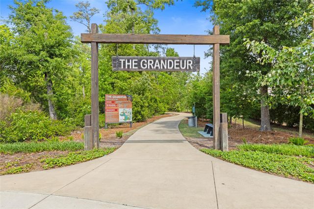641 Royal Arch Drive, Conroe, TX 77304