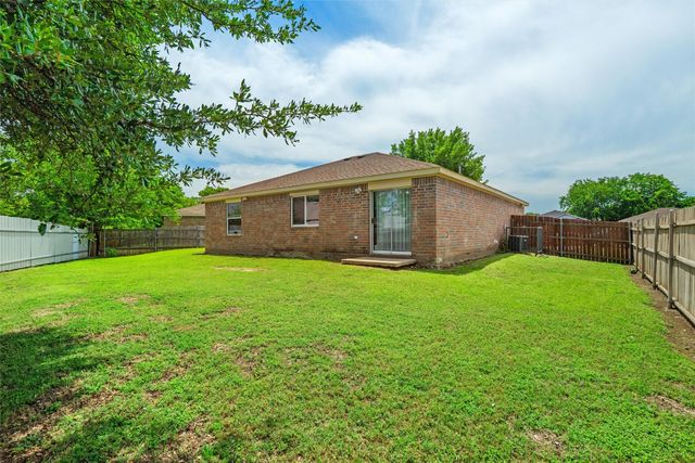 3145 Ronay Drive, Forest Hill, TX 76140