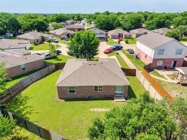 3145 Ronay Drive, Forest Hill, TX 76140