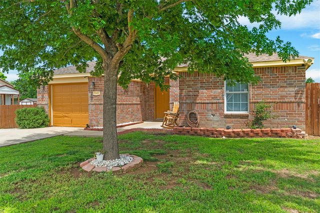 3145 Ronay Drive, Forest Hill, TX 76140
