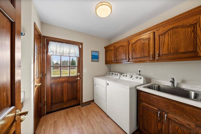 6593 Silver Shores DRIVE, Cedar Grove, WI 53013