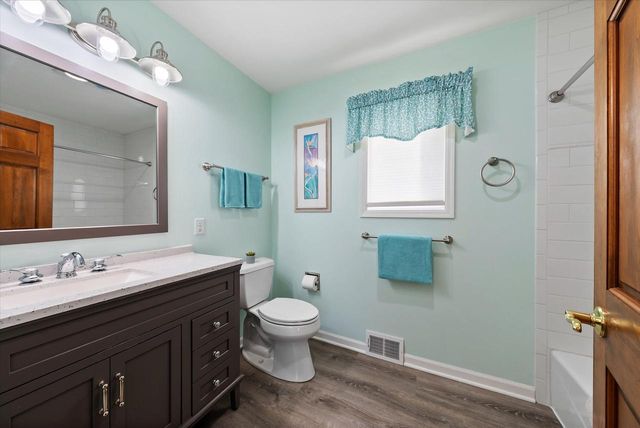 6593 Silver Shores DRIVE, Cedar Grove, WI 53013