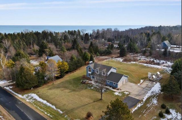 6593 Silver Shores DRIVE, Cedar Grove, WI 53013
