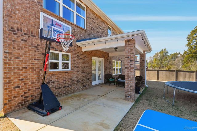 315 Creek Grove Avenue, New Market, AL 35761