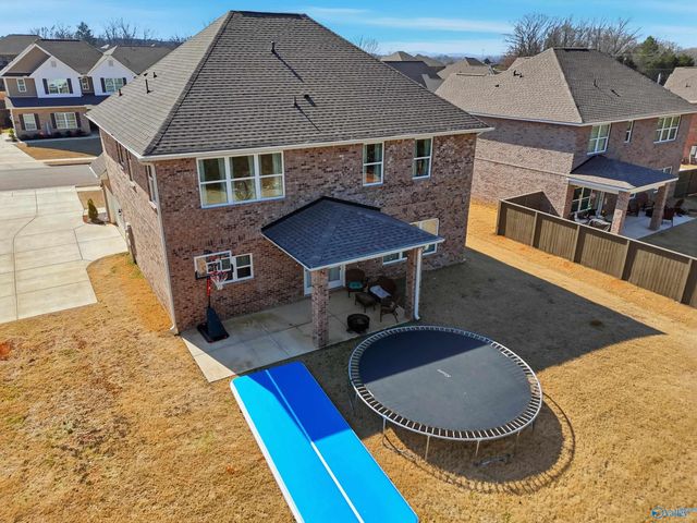 315 Creek Grove Avenue, New Market, AL 35761