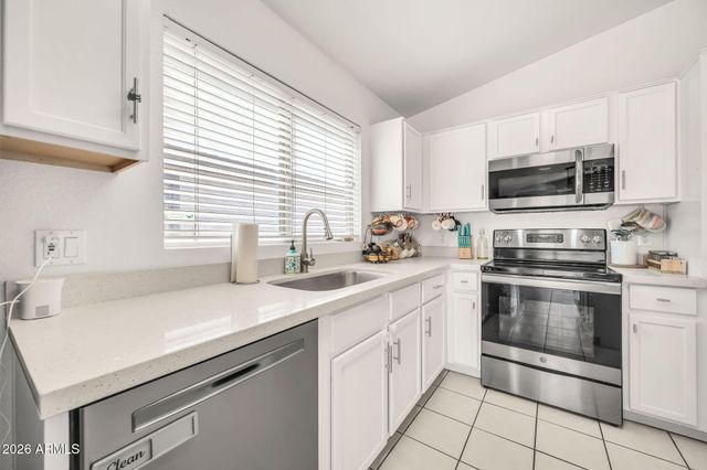 6226 W ILLINI Street, Phoenix, AZ 85043