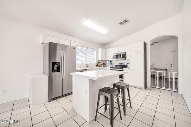 6226 W ILLINI Street, Phoenix, AZ 85043