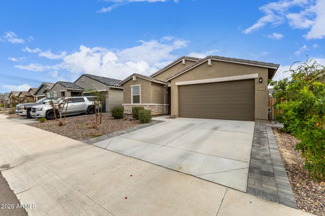 9215 N 173RD Lane, Waddell, AZ 85355