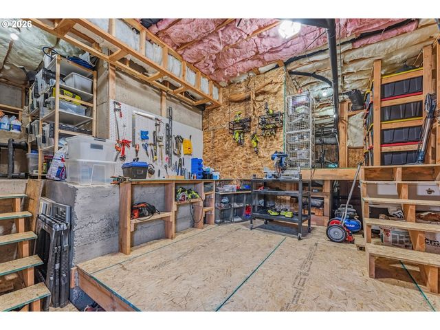 1295 Sw CARDINELL Dr, Portland, OR 97201