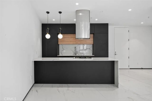 1253 N Sweetzer Avenue 3, West Hollywood, CA 90069