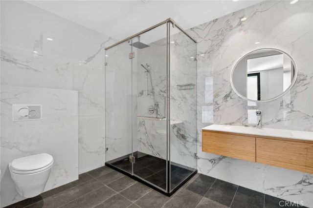 1253 N Sweetzer Avenue 3, West Hollywood, CA 90069