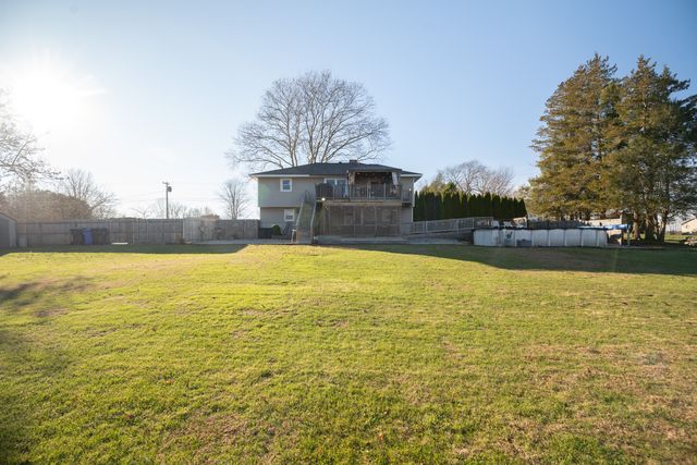 63 Glebas Road, Plainfield, CT 06374