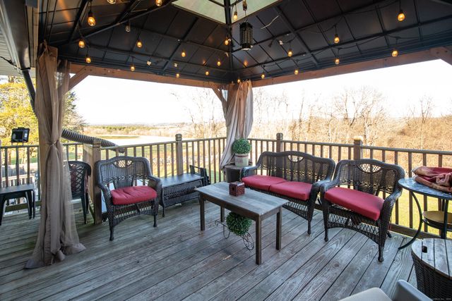 63 Glebas Road, Plainfield, CT 06374