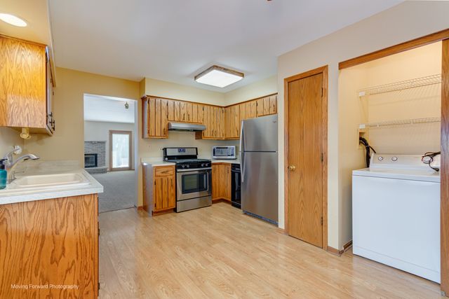 7709 W 158th Court, Orland Park, IL 60462