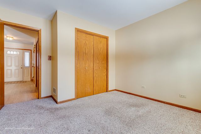 7709 W 158th Court, Orland Park, IL 60462