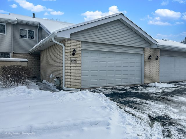 7709 W 158th Court, Orland Park, IL 60462