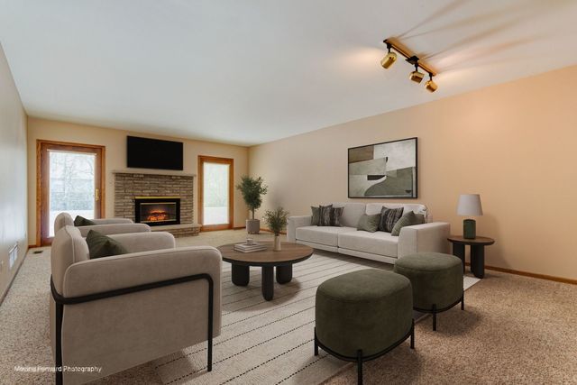 7709 W 158th Court, Orland Park, IL 60462