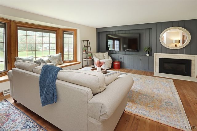 7643 Somerset Lane, Manlius, NY 13104