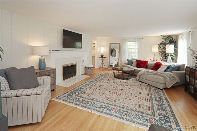7643 Somerset Lane, Manlius, NY 13104