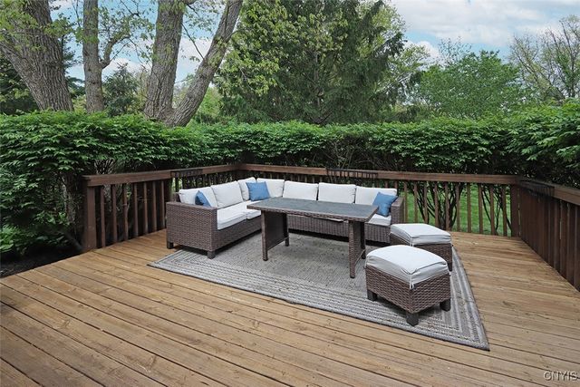 7643 Somerset Lane, Manlius, NY 13104