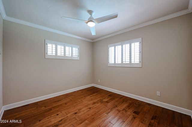 327 E KEIM Drive, Phoenix, AZ 85012