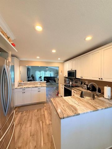 186 Citrus Trail Circle, Boynton Beach, FL 33436