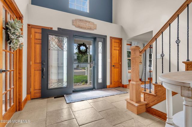 9 Yosemite Road, Howell, NJ 07731