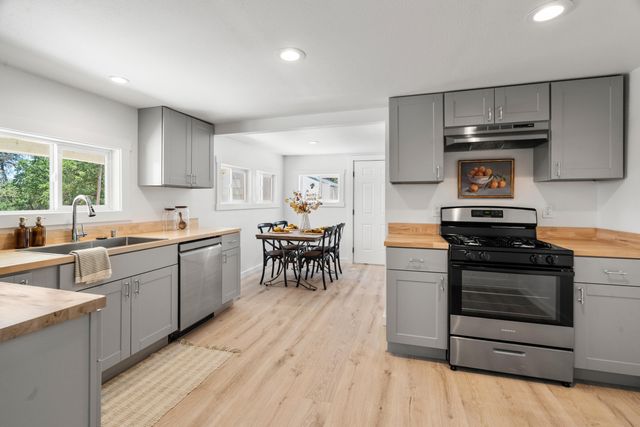 2332 Washington Avenue, Shasta Lake, CA 96019