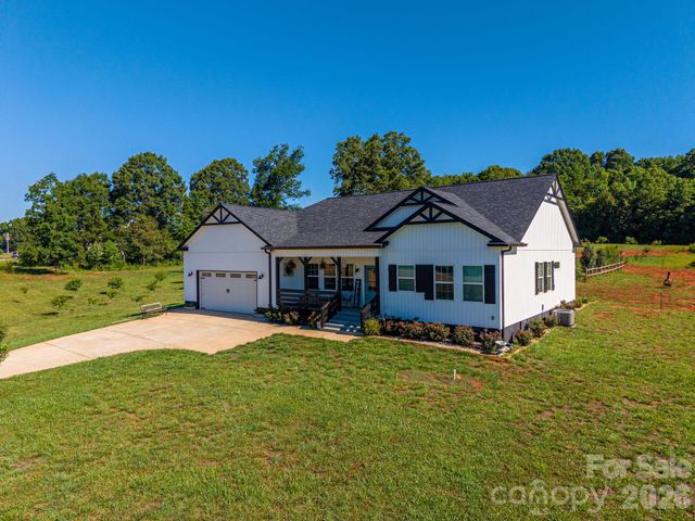 1484 Null Road, Lincolnton, NC 28092