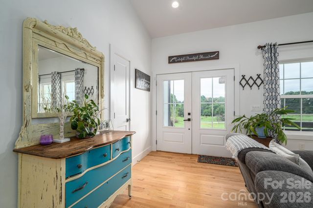 1484 Null Road, Lincolnton, NC 28092