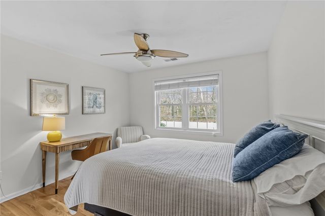 70 Foddering Farm Road, Narragansett, RI 02882