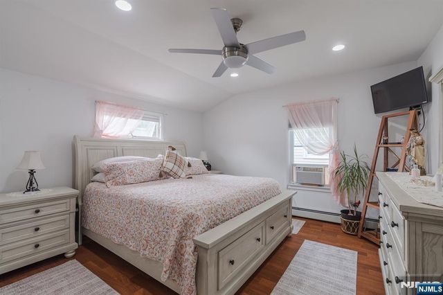 334 Travers Place, Lyndhurst, NJ 07071