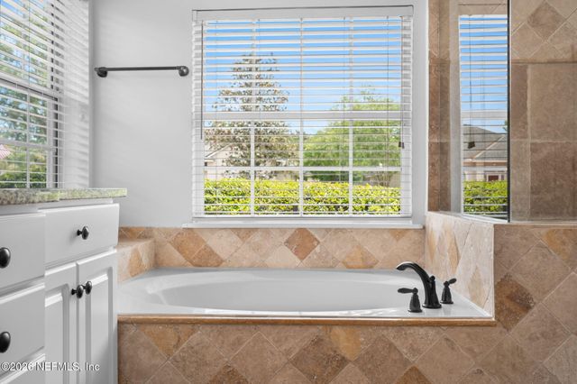 409 TWIN OAKS Lane, Fruit Cove, FL 32259