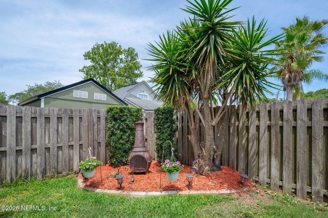 409 TWIN OAKS Lane, Fruit Cove, FL 32259