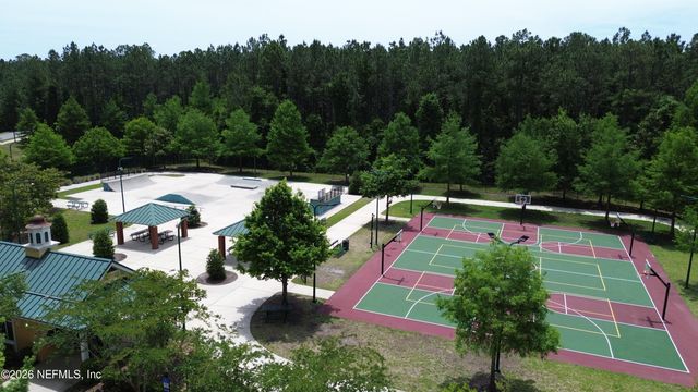 409 TWIN OAKS Lane, Fruit Cove, FL 32259