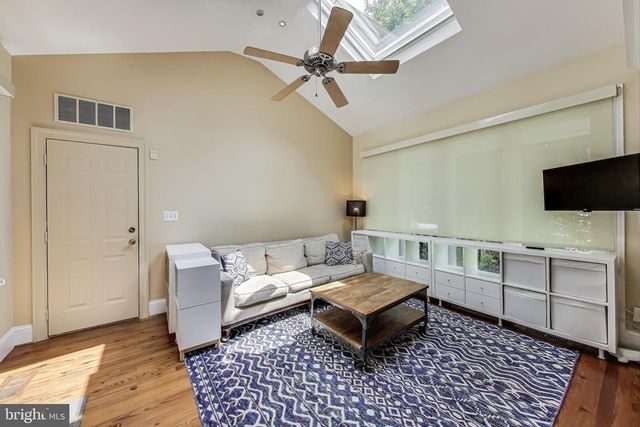5809 GROSVENOR LN, Bethesda, MD 20814