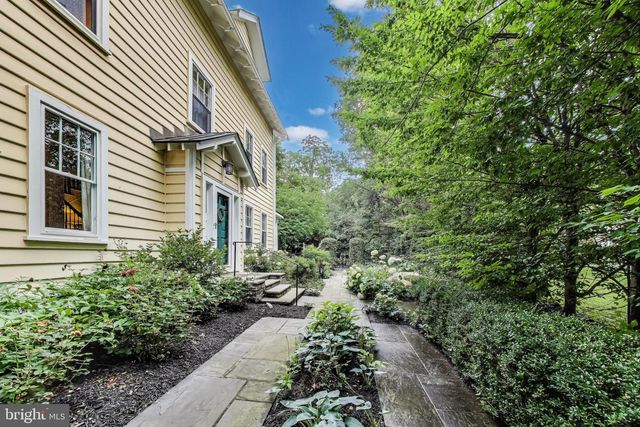 5809 GROSVENOR LN, Bethesda, MD 20814