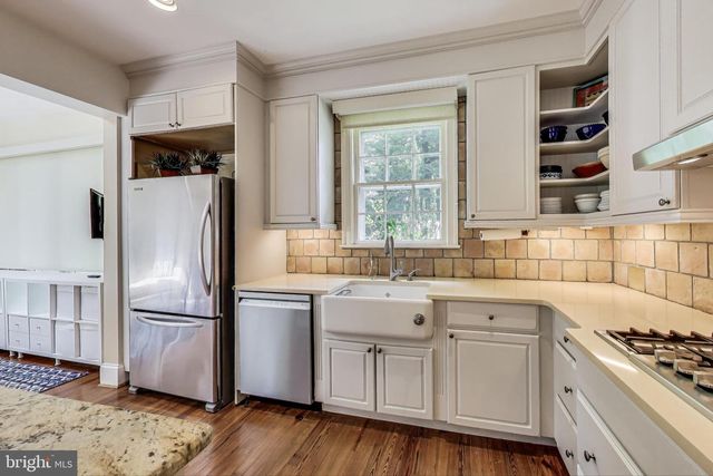 5809 GROSVENOR LN, Bethesda, MD 20814