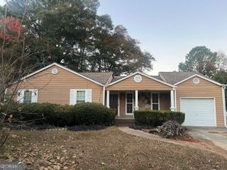 1112 Reynolds Court, Morrow, GA 30260