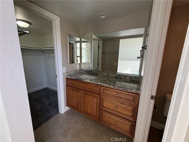 2063 Charle C2, Costa Mesa, CA 92627