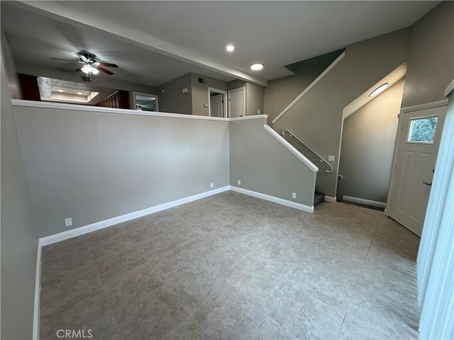 2063 Charle C2, Costa Mesa, CA 92627