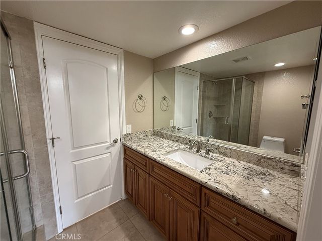 2063 Charle C2, Costa Mesa, CA 92627