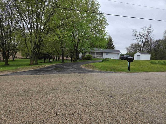 4680 Rutland Road, Brooklyn, WI 53521