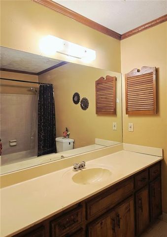 1497 Stoneleigh Circle, Stone Mountain, GA 30088