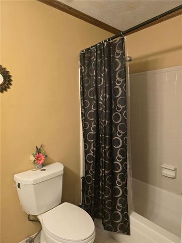 1497 Stoneleigh Circle, Stone Mountain, GA 30088