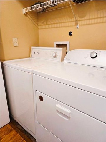 1497 Stoneleigh Circle, Stone Mountain, GA 30088