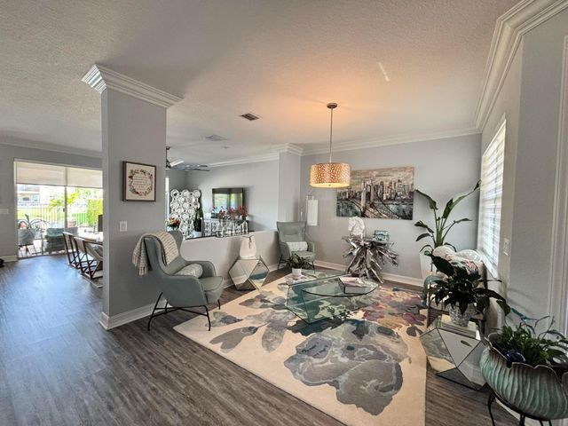 8219 Calabria Lakes Drive, Boynton Beach, FL 33473