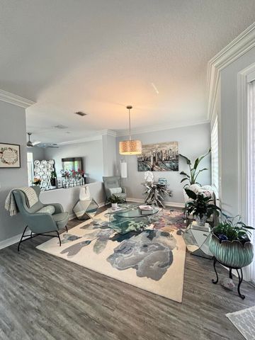 8219 Calabria Lakes Drive, Boynton Beach, FL 33473