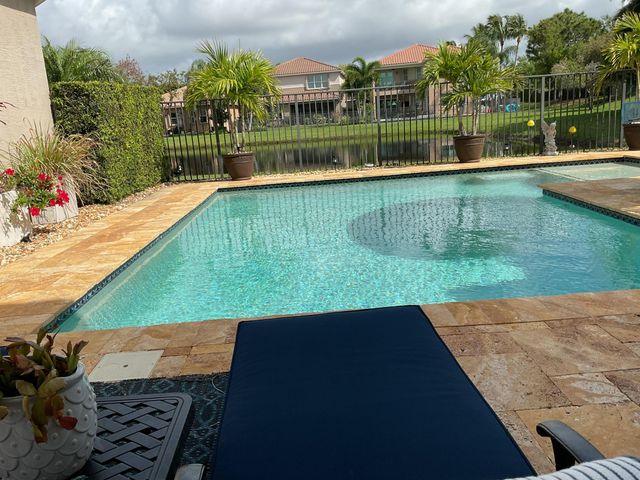 8219 Calabria Lakes Drive, Boynton Beach, FL 33473