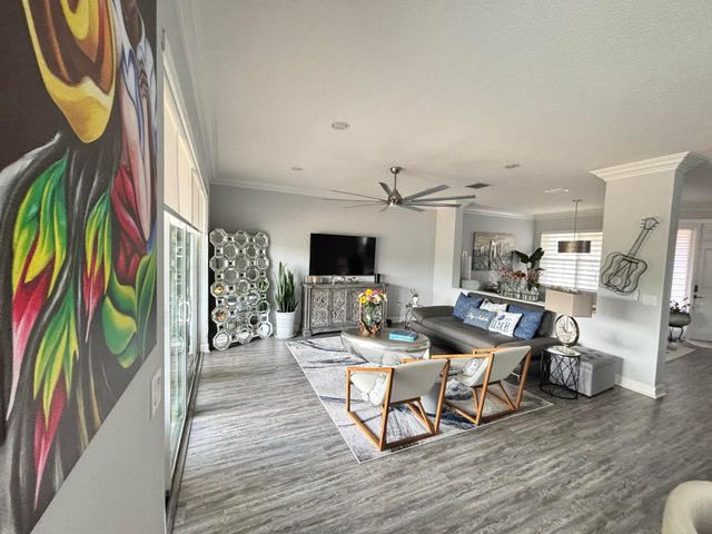 8219 Calabria Lakes Drive, Boynton Beach, FL 33473